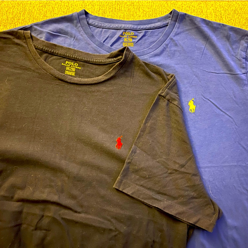 2 Mens Polo T shirt -Size XL.